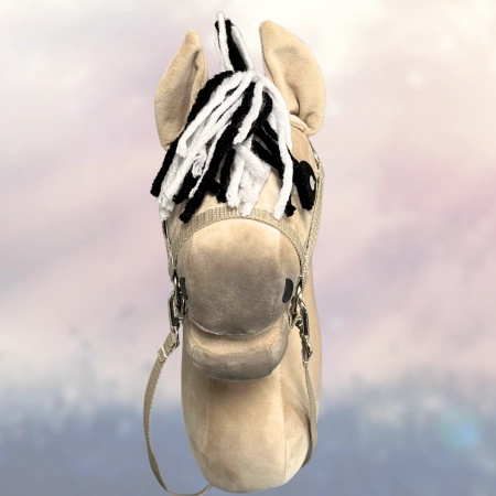 Koń na kiju Hobby Horse - skoczek Fiord A4 z biało - czarną grzywą PREMIUM