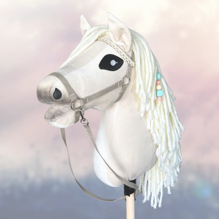 Koń na kiju Hobby Horse - Bajka Cremello / biały, śmietanka Średni