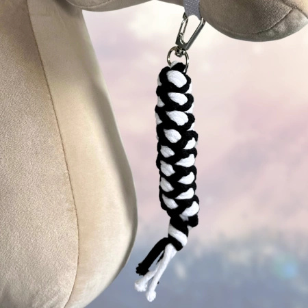 Uwiąz dla Hobby Horse ze sznurka – biało-czarny AKCESORIA