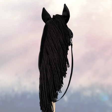 Koń na kiju Hobby Horse - Kary Czarny, ogłowie w kolorze czarnym, rozm. Średni 