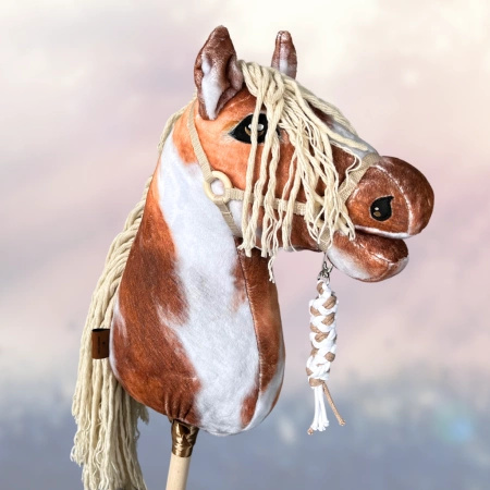 Koń na kiju Hobby Horse - Dakota , Srokaty z jasnymi włosami PREMIUM