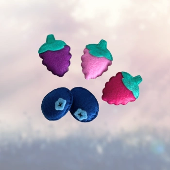 Smaczki - truskawka i borówka dla Hobby Horse 